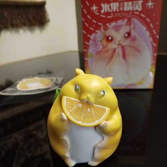 Dodowo Fruit Fairies Animal Blind Box Series 1 Lemon Flying Squirrel - Picture 7 of 9